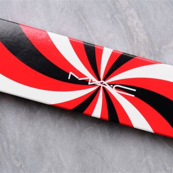 Last one! MAC MISTLETOE MINT liner NIB PowerPoint Limited Ed RARE - Picture 4 of 10